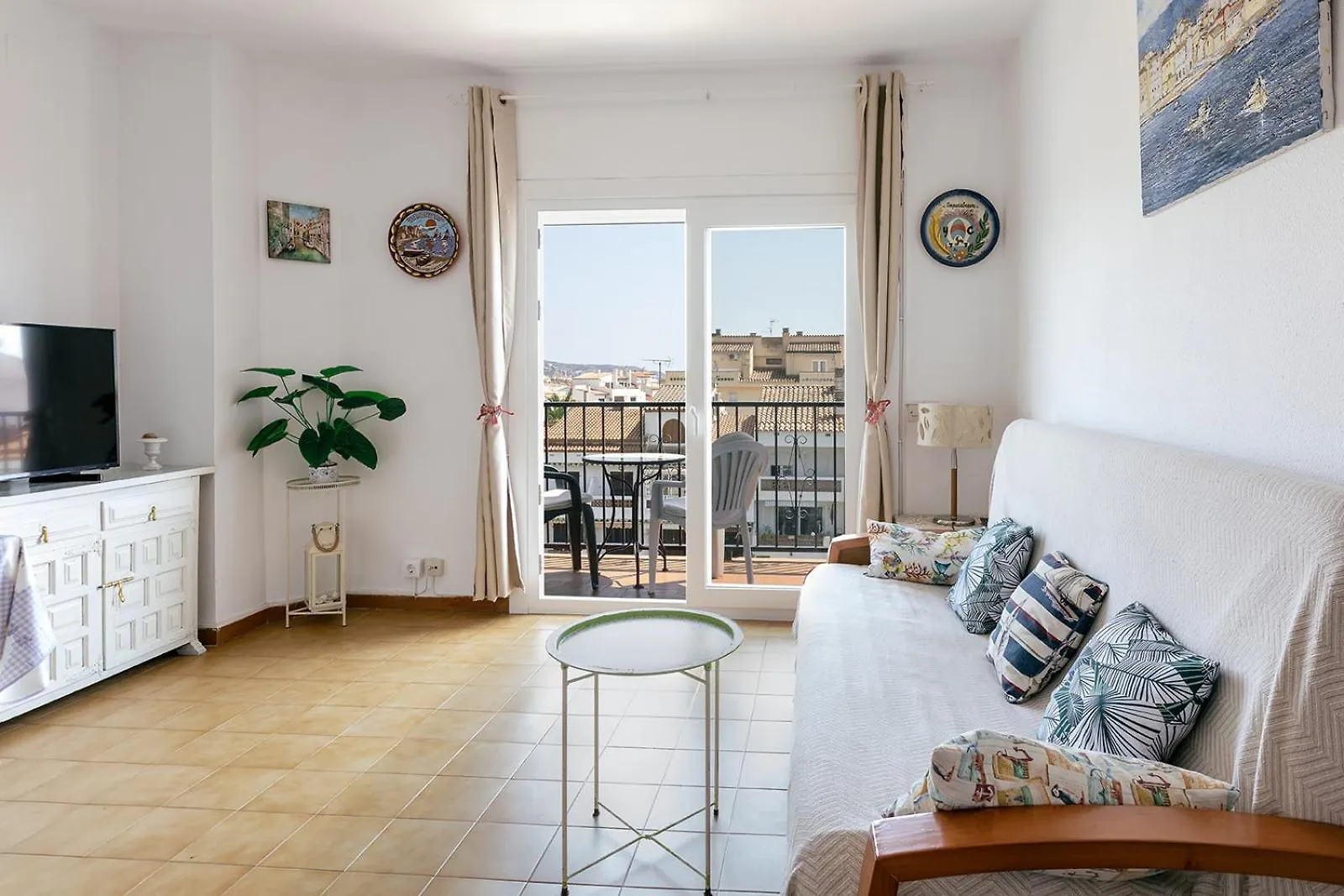 Lovely Mediterranean Penthouse In Costa Brava Empuriabrava